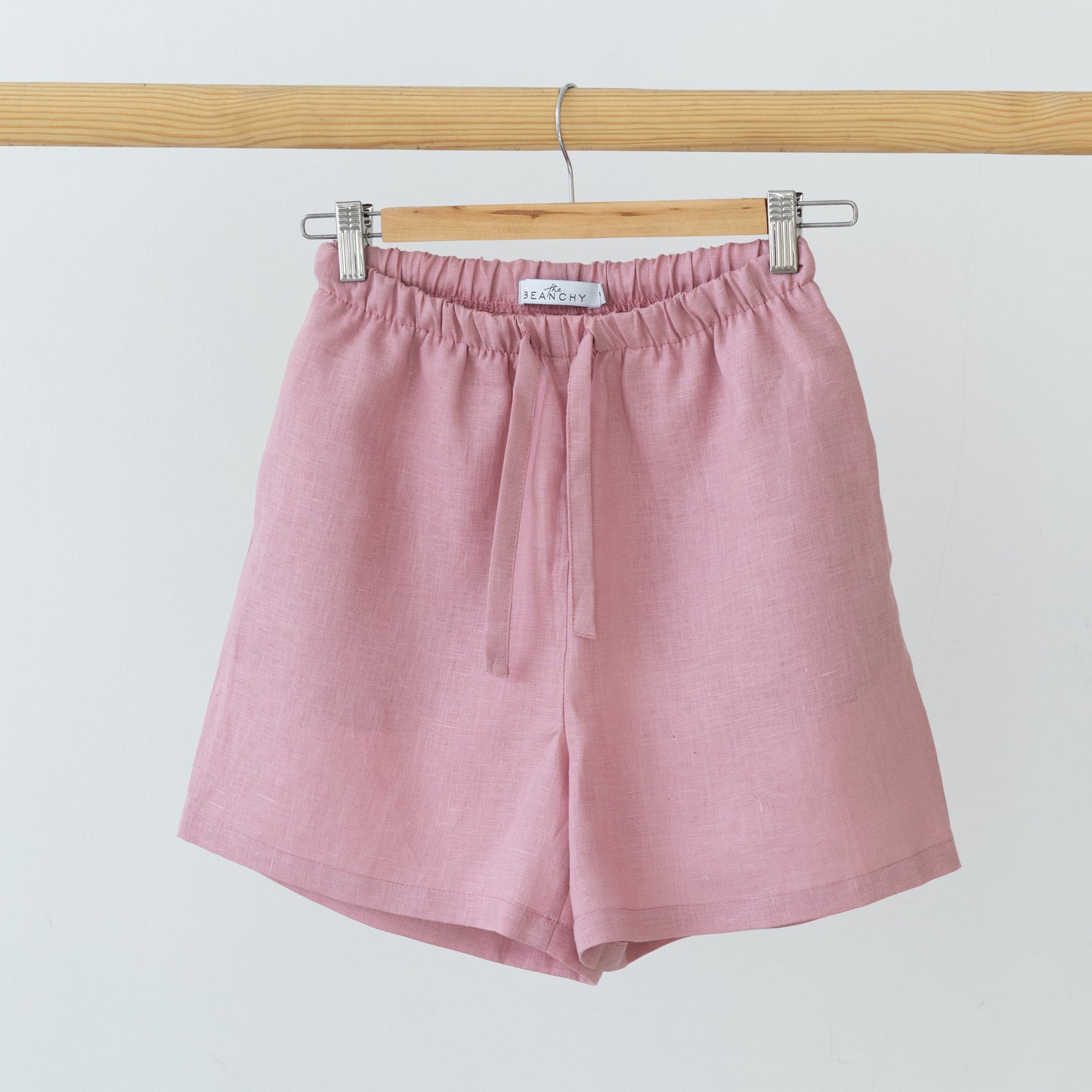 Comfy linen shorts