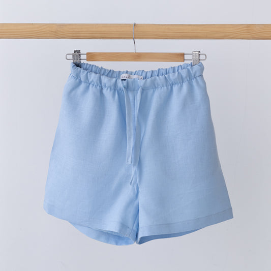 Plain-coloured linen shorts with an elastic waistband