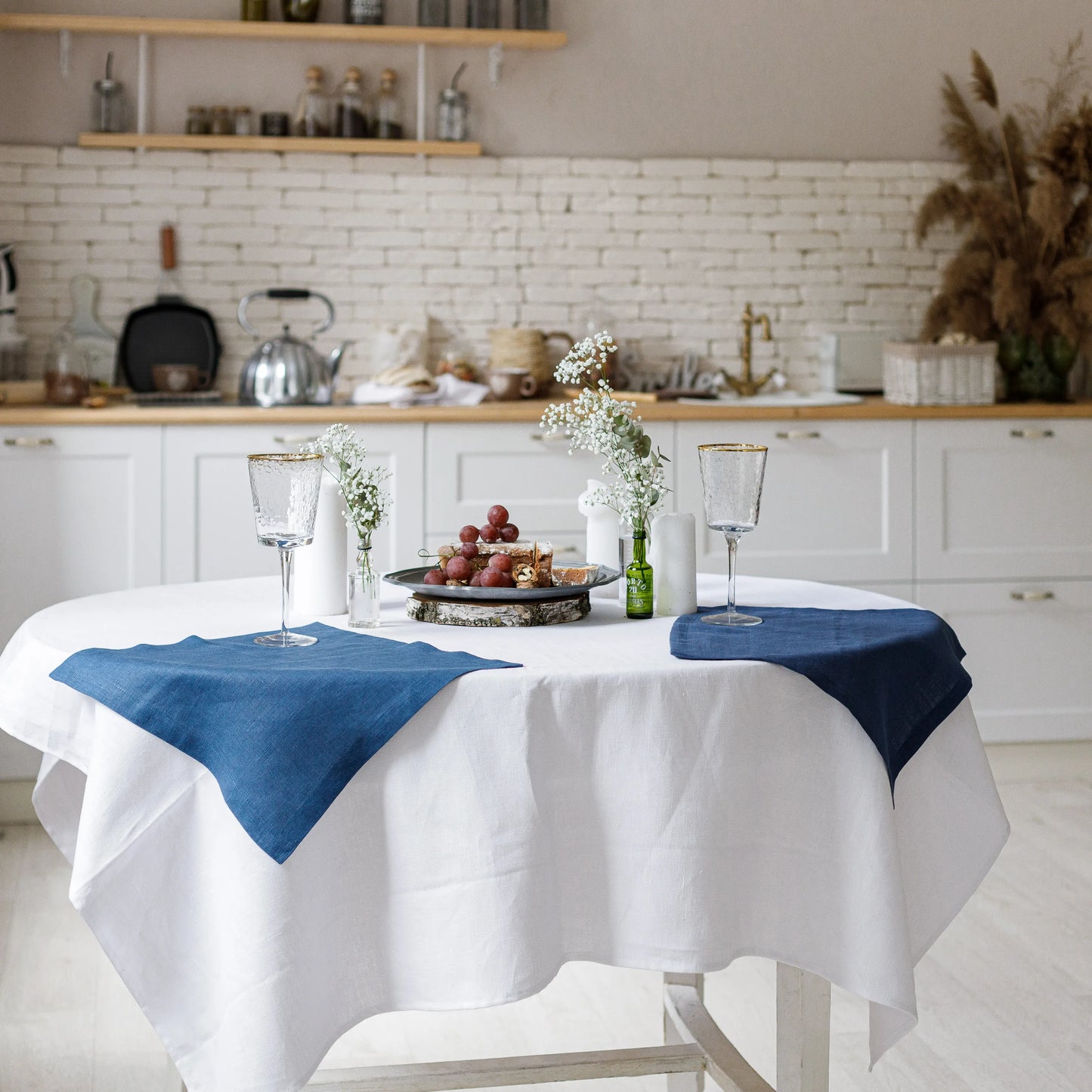 Dark Blue Linen Napkin Set