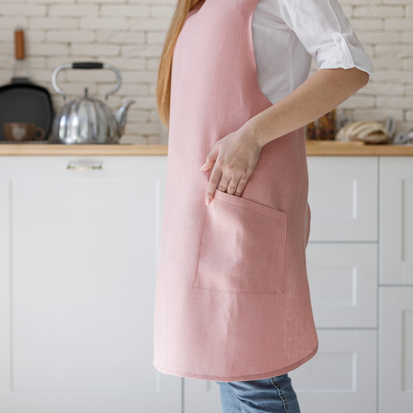 Linen Cross Back Apron in Japanese Style