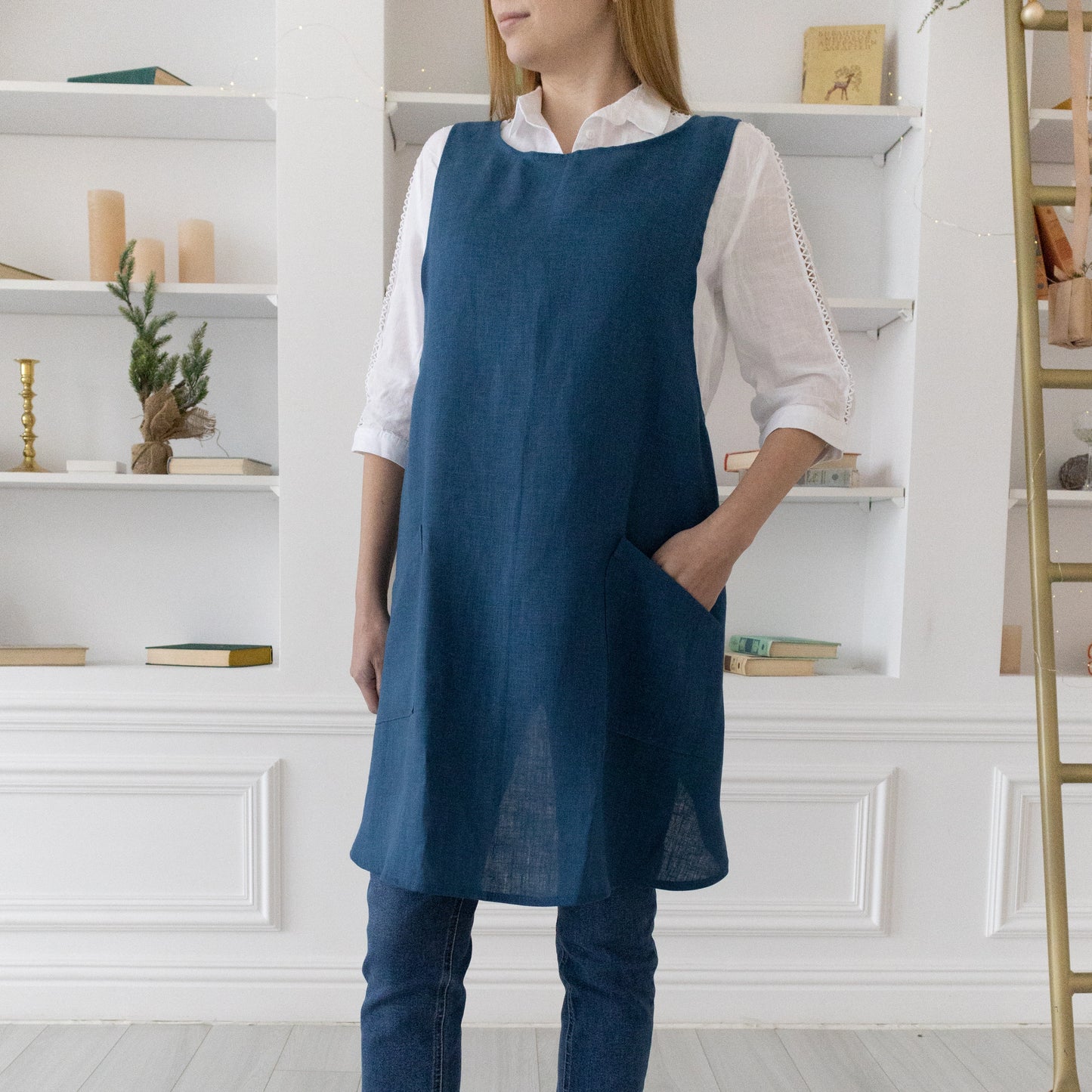 Linen Cross Back Apron in Japanese Style