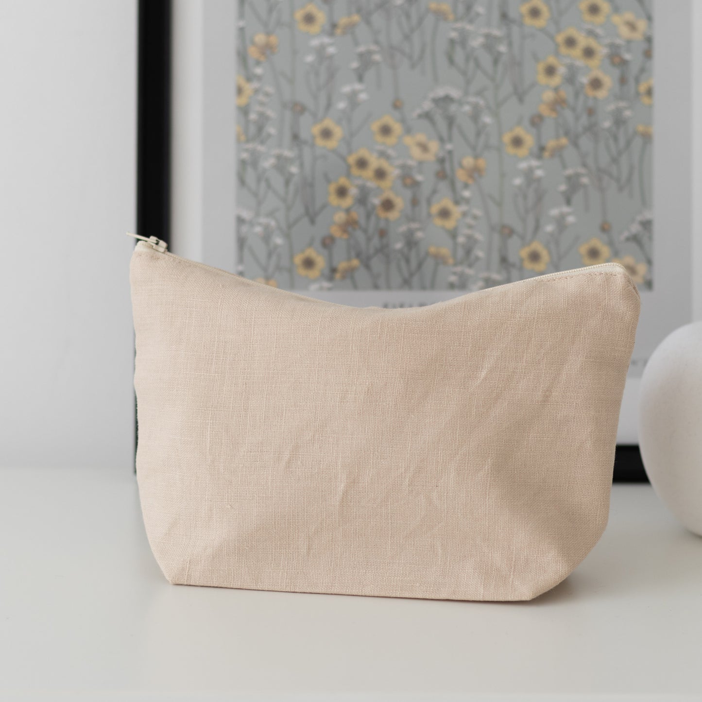 Classic Linen Make Up Bag in Beige