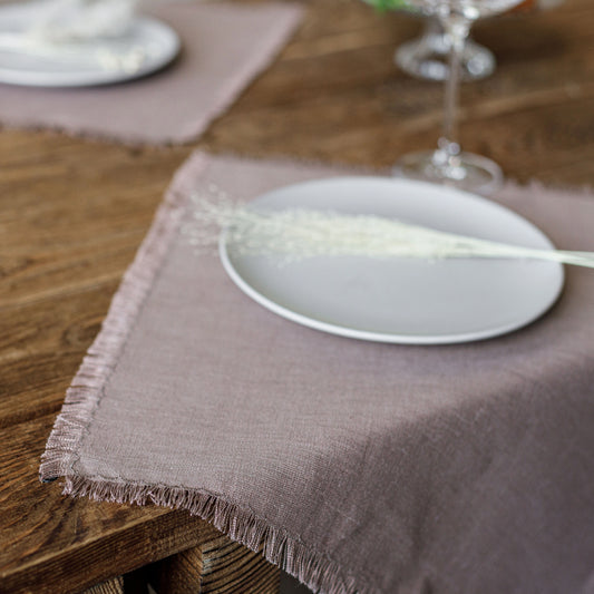 Cloth fringed linen napkin set in Cappuccino Color