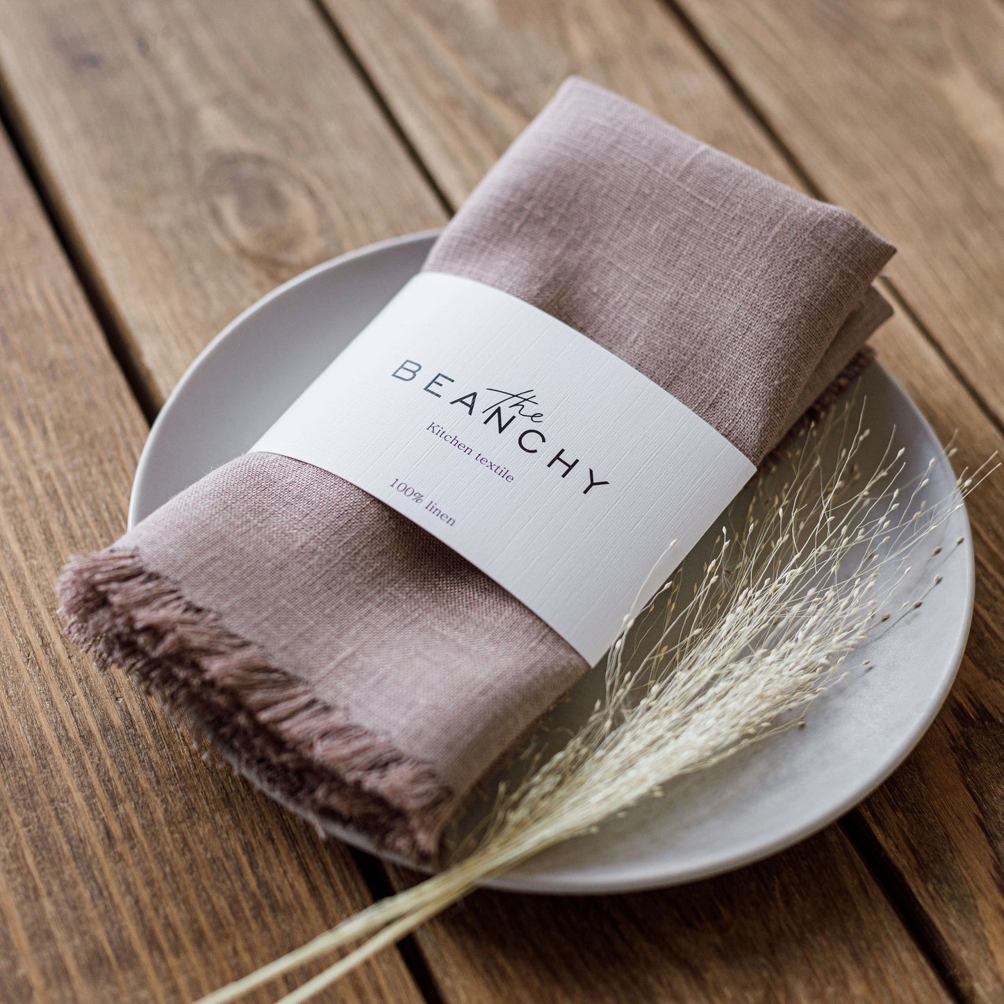 Cloth fringed linen napkin set in Cappuccino Color