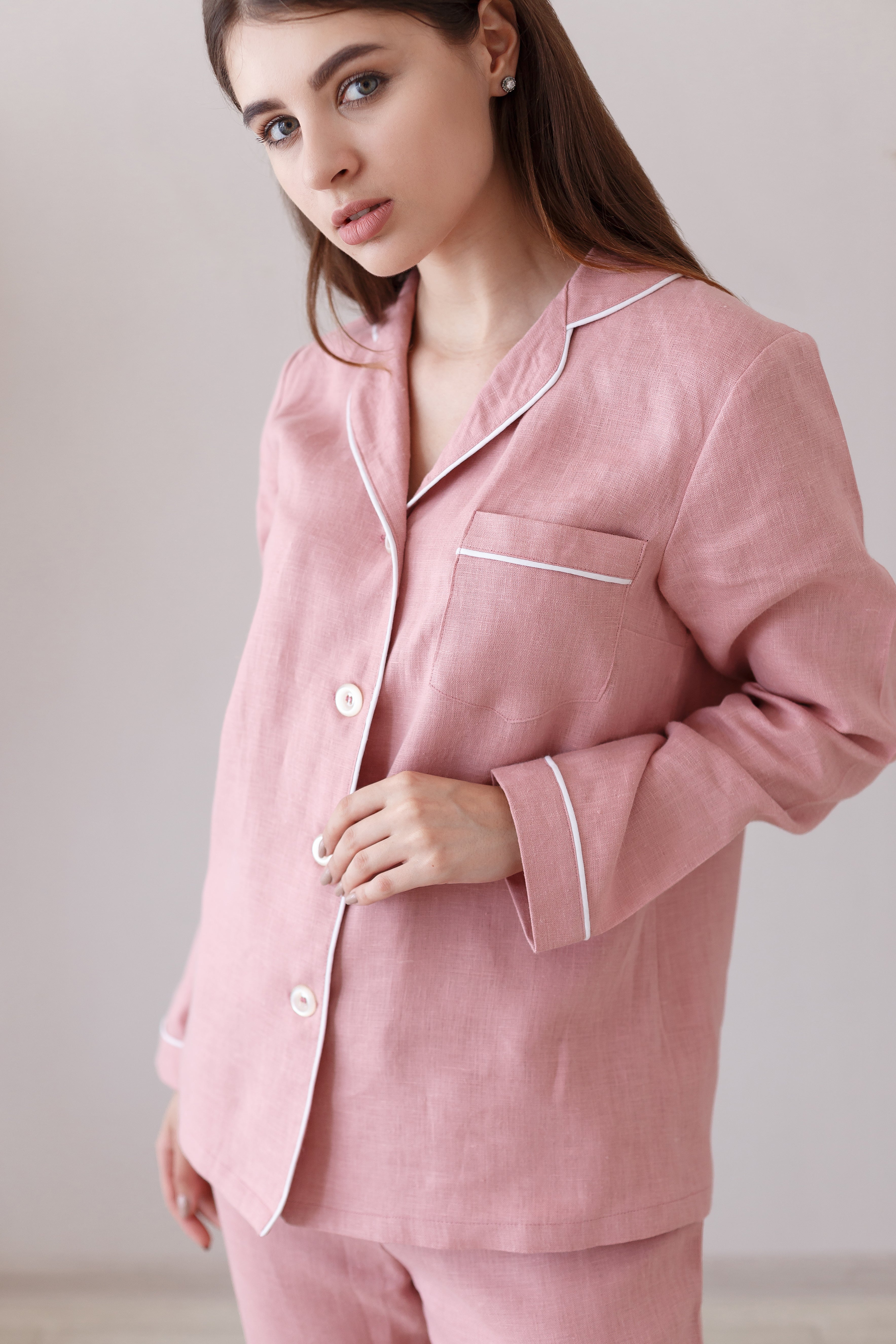 Luxurious Pink Linen Pajama Set with Piping Long Sleeve Robe and Pants