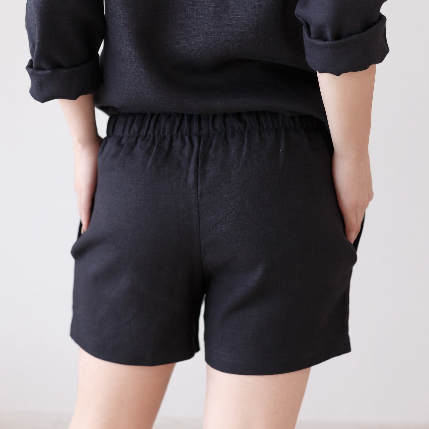 Black linen shorts women with pockets